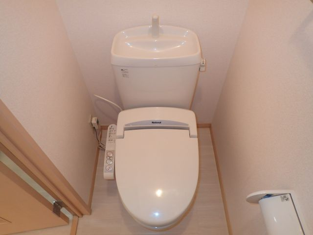リビングタウンかじま台Ⅱ　C棟のトイレ