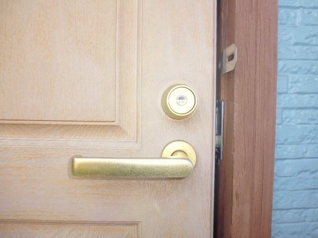 Ｃｒｅｓｔａｌｌ　ブルーベリーの玄関