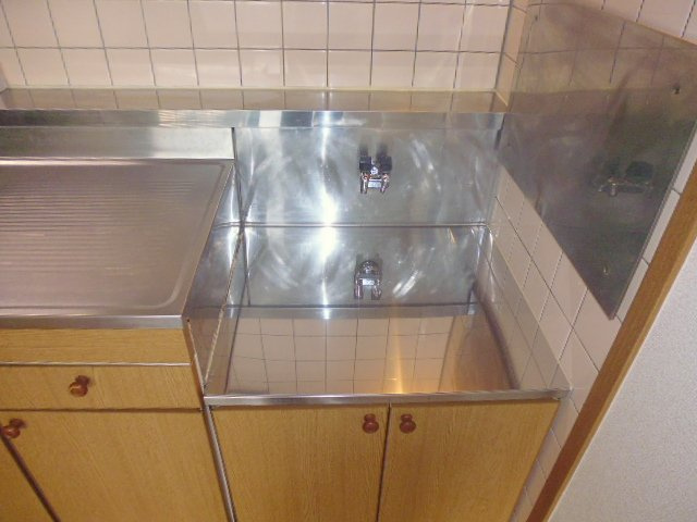 Ｃｒｅｓｔａｌｌ　ブルーベリーのキッチン