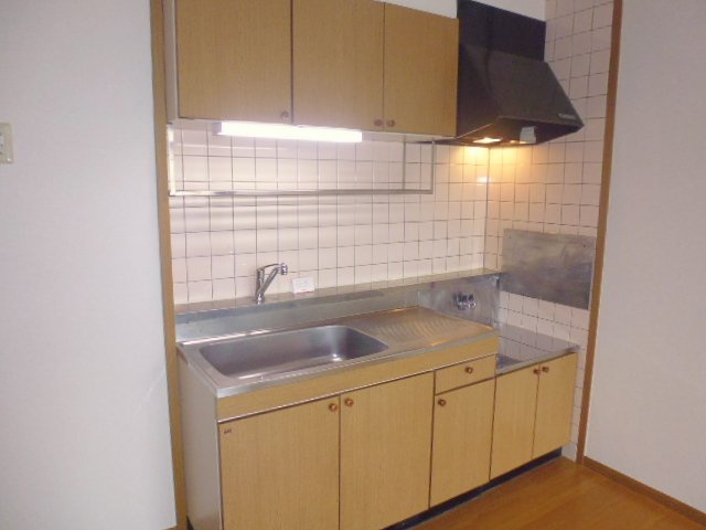 Ｃｒｅｓｔａｌｌ　ブルーベリーのキッチン