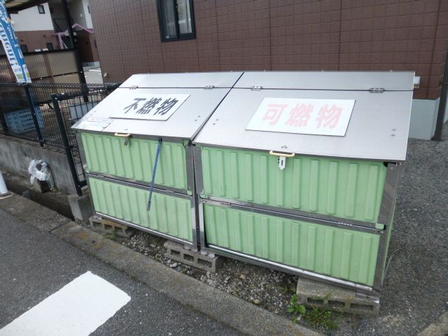 総社市井手のアパートのその他共用部分|敷地内ゴミST