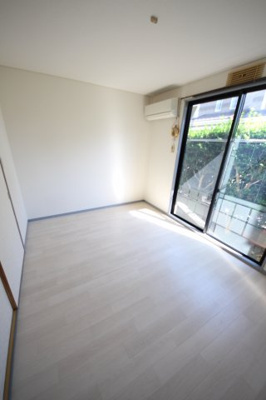 【居間・リビング】 | グレイスガーデンA棟