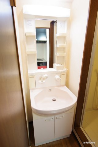 第13関根マンション　仲介手数料無料の洗面所