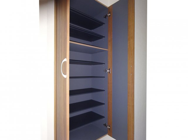 PARQUE Nishikoiwaの玄関