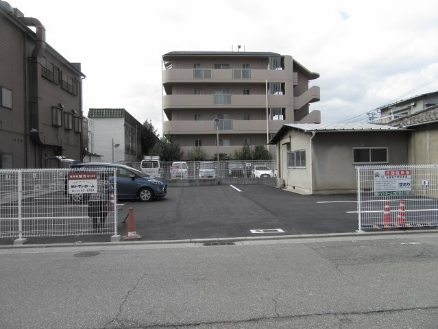 兵庫医大南駐車場の外観