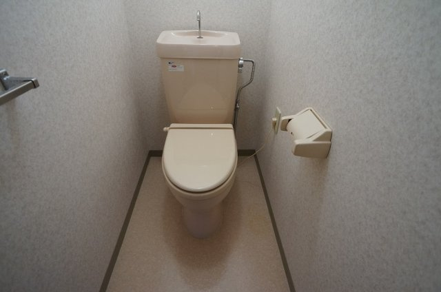 【トイレ】 | トラパレス | 2階トイレ