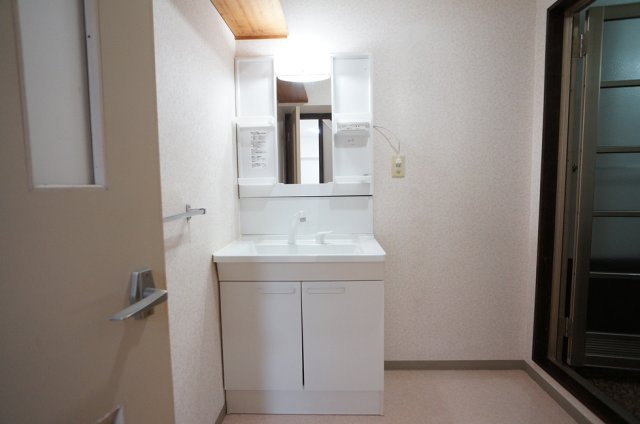 【洗面所】 | トラパレス