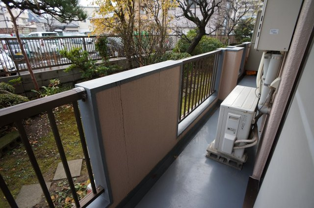 【バルコニー】 | トラパレス | 1階バルコニー