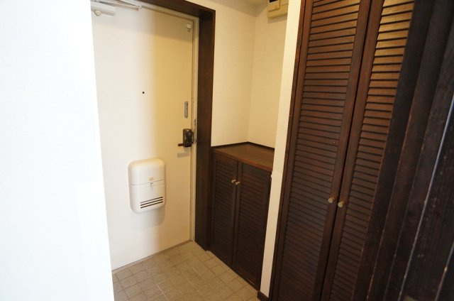 【玄関】 | トラパレス