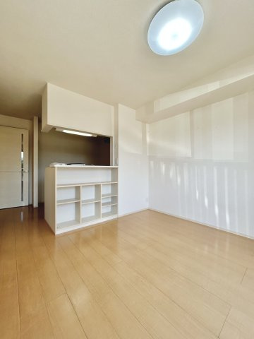 【居間・リビング】 | セジュール四季B棟 | ※同物件　別部屋写真です。