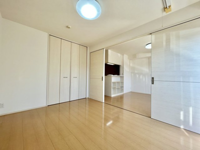 【洋室】 | セジュール四季B棟 | ※同物件　別部屋写真です。