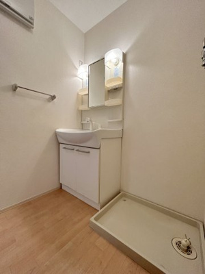 【居間・リビング】 | セジュール四季B棟 | ※同物件　別部屋写真です。