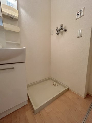【洗面所】 | セジュール四季B棟 | ※同物件　別部屋写真です。