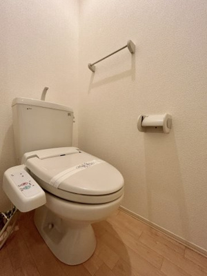 【トイレ】 | セジュール四季B棟 | ※同物件　別部屋写真です。