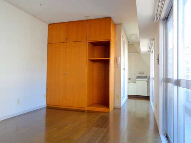 第２カーサ京浜の居間・リビング