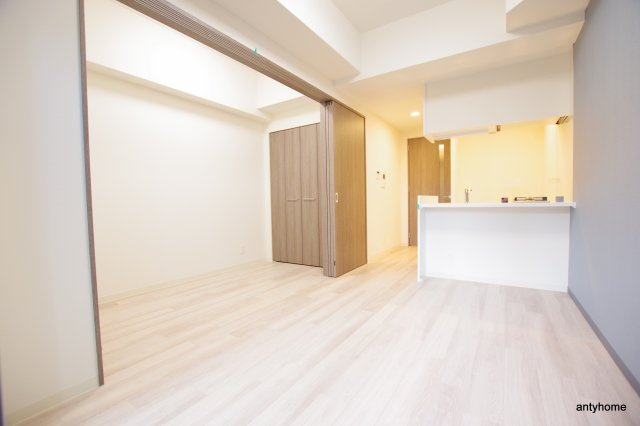 SHOKEN Residence大阪都島(旧：ララプレイス都島プリエ) 仲介手数料無料の居間・リビング
