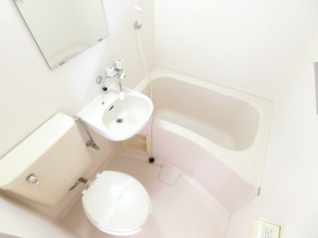 ピソ・デ・ホベンの浴室