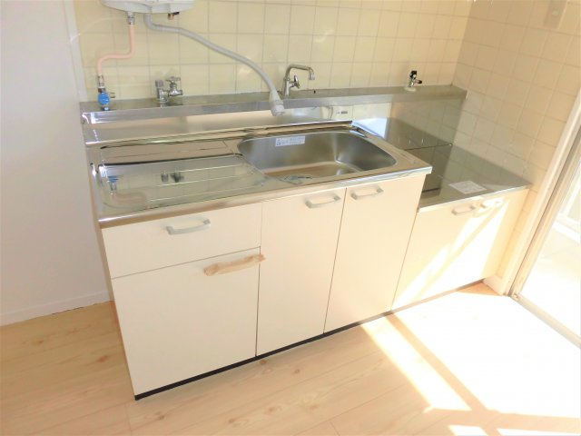 ヴィラナリー安八A棟のキッチン|イメージ写真