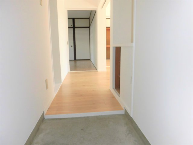 ヴィラナリー安八A棟の玄関|イメージ写真