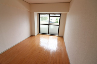 【寝室】 | エバーグリーン旭