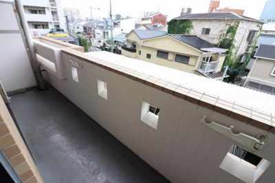 【バルコニー】 | エバーグリーン旭