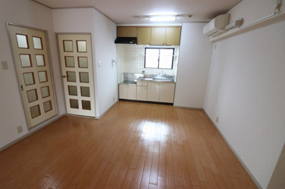 【居間・リビング】 | エバーグリーン旭