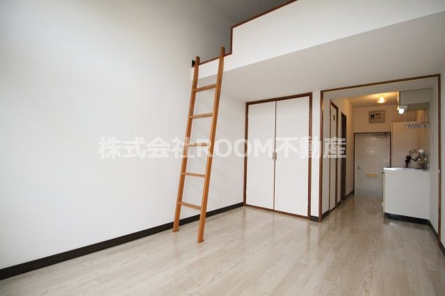 メイプルコート広原の居間・リビング|使いやすい居間です