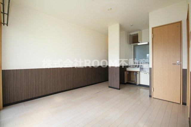 センチュリー21神之山の居間・リビング|使いやすいリビングです
