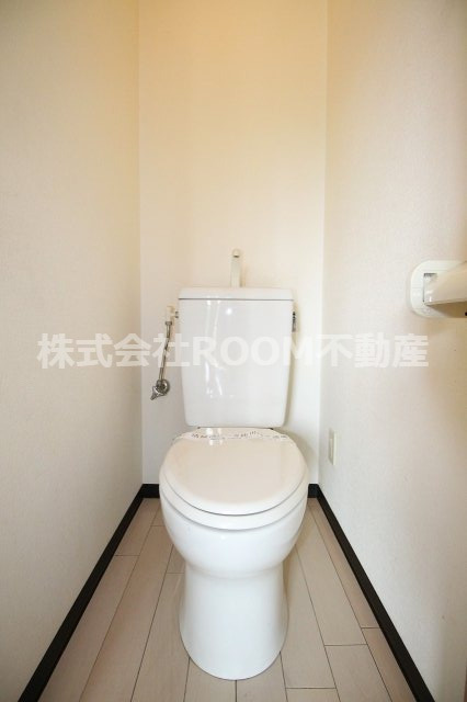 センチュリー21神之山のトイレ|落ち着いたトイレです