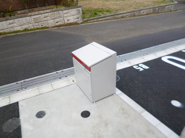 アインス B棟のその他|ダストボックス