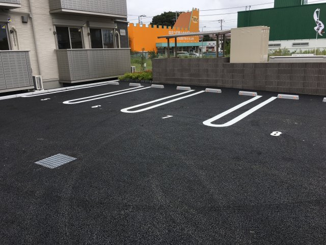 ルミエールの駐車場|駐車場