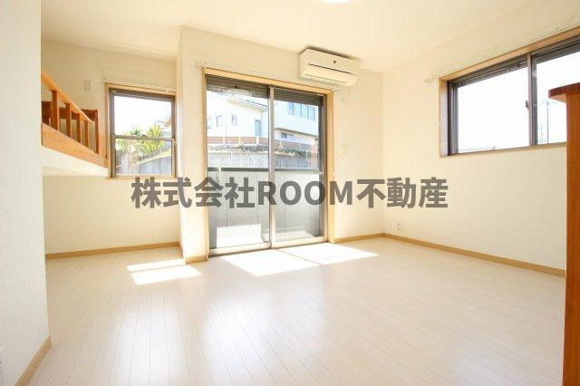 ラパン郡元の居間・リビング|ゆったり過ごせる居間です