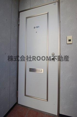 ラパン郡元の玄関|明るい玄関です