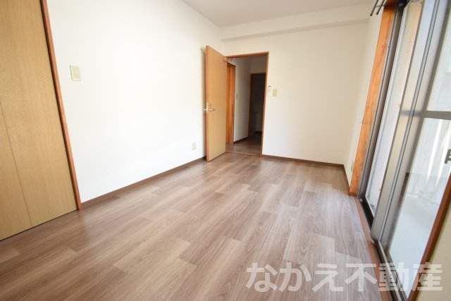 【寝室】 | 使い勝手のいい寝室です