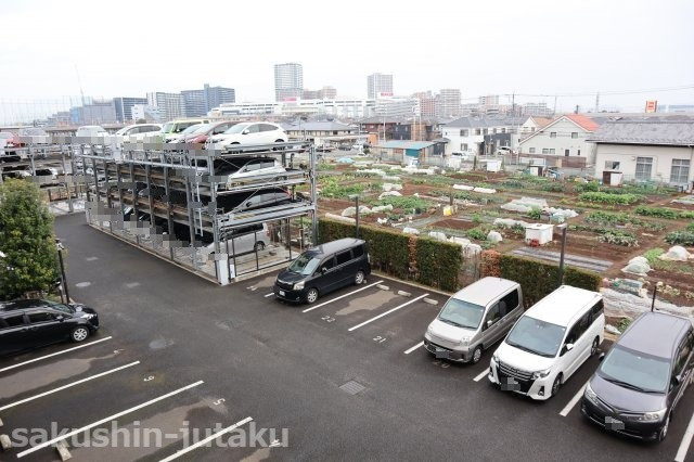 グローリオ八千代緑が丘の駐車場|駐車場空きあり　1500円～3000円