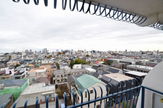 【展望】 | バルコニーからは開放的な景色が眺められます。