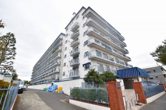 【外観】 | 閑静な住宅街で落ち着いた雰囲気です。