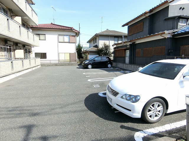 ヴァンセンヌの駐車場