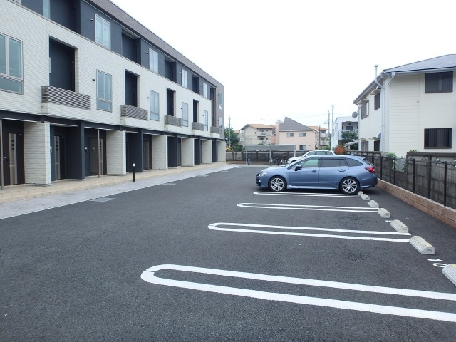 【駐車場】