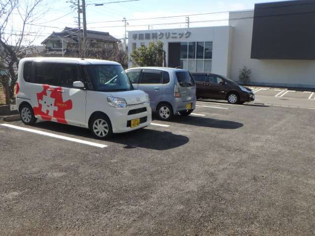 サンルーミーの駐車場