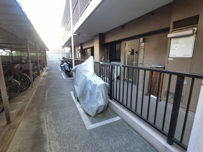 【その他共用部分】 | エクセルシオール大森 | バイク置場です。