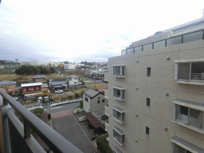 【展望】 | ライオンズマンション港南 | ５階部分からの眺望です。