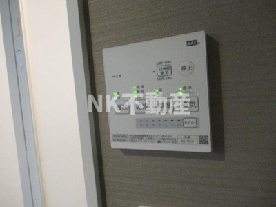 【浴室】 | リヴェールコート（八戸ノ里賃貸） | 浴室乾燥機付きです