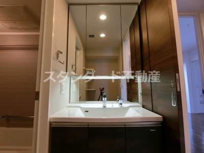 【独立洗面台】 | エステムプラザ梅田