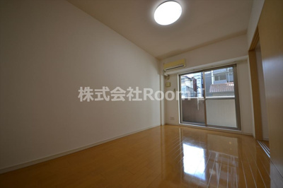 【洋室】 | ジュネーゼグラン上本町 | 洋室です