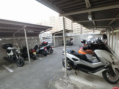 【その他共用部分】 | 横浜星の丘ビューシティB棟 | バイク置場です。