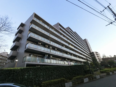 【外観】 | 横浜星の丘ビューシティB棟 | 相鉄線「上星川」駅徒歩１８分！
総戸数５６７戸、平成６年１１月築、管理人は常駐につき管理体制良好です♪