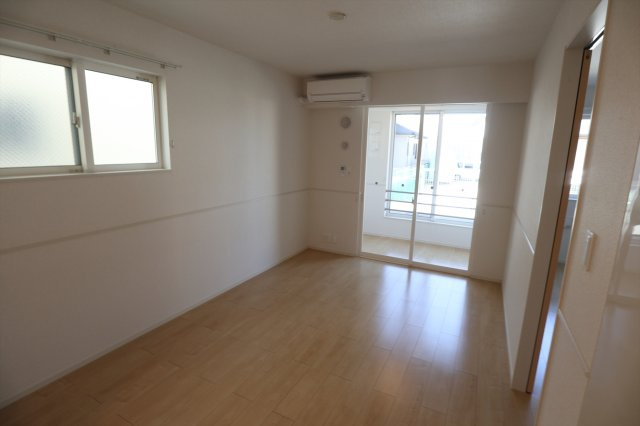 ラ・ルーチェ　Ⅲの居間・リビング