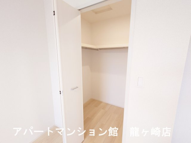 ブリッサ　カージェの収納