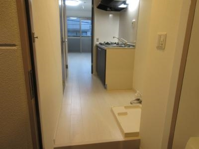 ASフラッティ葛野の展望|玄関から～